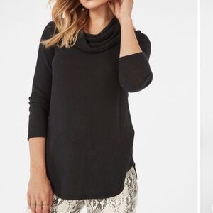 JustFab woman’s cowl neck sweater- EUC